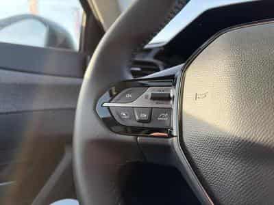 Peugeot 408 HYBRID 145 ALLURE E-DCS6 (2025) - Foto 13