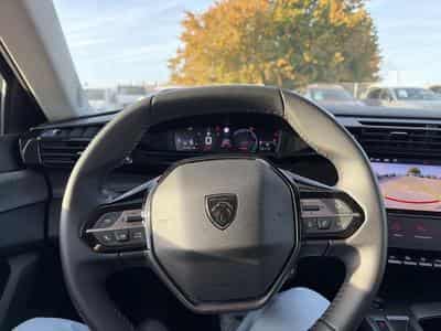 Peugeot 408 HYBRID 145 ALLURE E-DCS6 (2025) - Foto 12