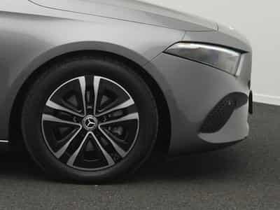 Mercedes A 180 d Progressive LED+Kamera+MBUX+SHZ (2025) - Foto 8