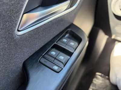 MG ZS 1.5 HYBRID+ 197 STANDARD (2026) - Foto 11