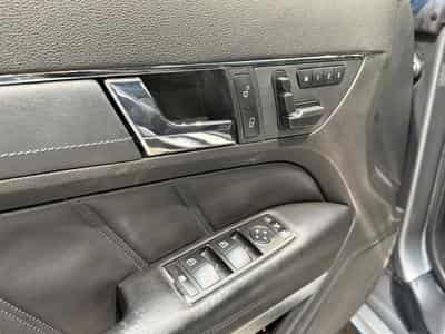 Mercedes Classe E 350 avantgarde executive 7gtro (2009) - Photo 14