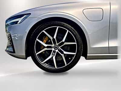 Volvo V60 T8 AWD 310+145 POLESTAR ENGINEERED GEARTRONIC 8 (2023) - Photo 9
