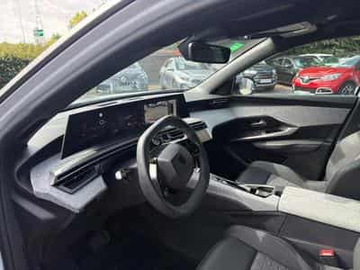 Peugeot 5008 HYBRID 145 ALLURE E-DCS6 (2025) - Foto 11
