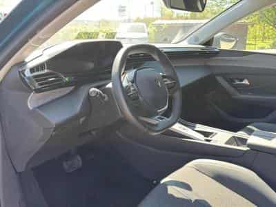Peugeot 408 HYBRID 145 ALLURE E-DCS6 (2025) - Photo 11