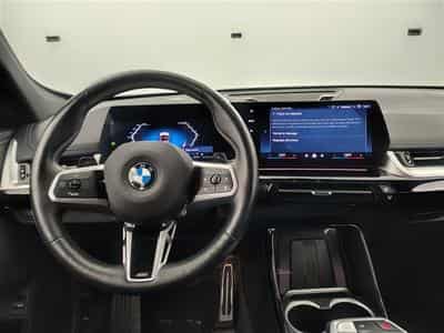 BMW X1 1.5iA sDrive20 MHEV Pack M (2025) - Photo 9
