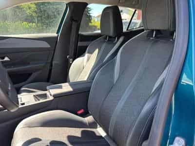 Peugeot 408 HYBRID 145 ALLURE E-DCS6 (2025) - Photo 12