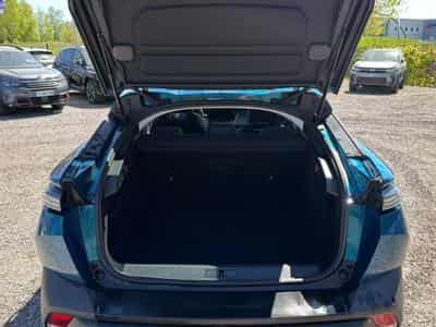 Peugeot 408 HYBRID 145 ALLURE E-DCS6 (2025) - Photo 15