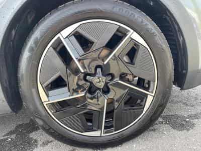 Peugeot 408 1.2 PURETECH 130 GT EAT8 (2023) - Photo 11