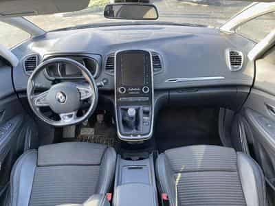 Renault Grand Scenic 1.7 BLUE DCI 120 INTENS 7PL (2019) - Photo 11
