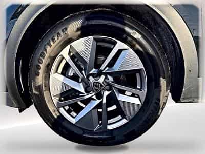 Peugeot 408 HYBRID 145 ALLURE E-DCS6 (2025) - Photo 9
