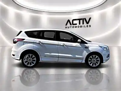 Ford Kuga 1.5 TDCI 120 VIGNALE POWERSHIFT (2017) - Photo 8