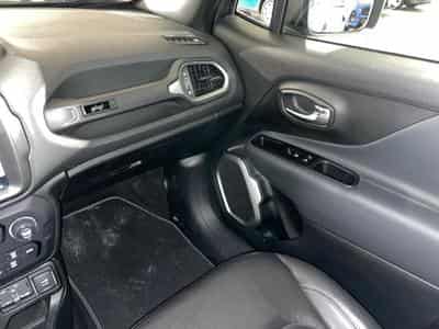 Jeep Renegade 1.6 MJD 130 MTX 80th (2021) - Photo 9