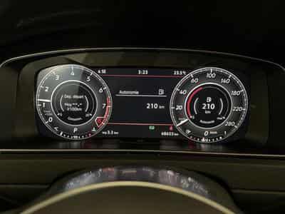 VW Golf VII 2.0 TSi GTi DSG (2019) - Photo 2