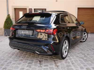 Audi A3 Sportback 35 TDI S line S tronic (2024) - Photo 3