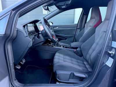VW Golf Golf 8 Lim. GTI /NAVI/LED/PDC/SCHALTER/1.HAND/ (2024) - Foto 9