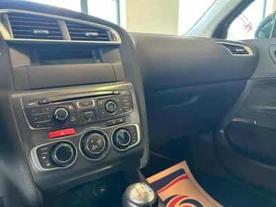 Citroën C4 Exclusive (2012) - Photo 9