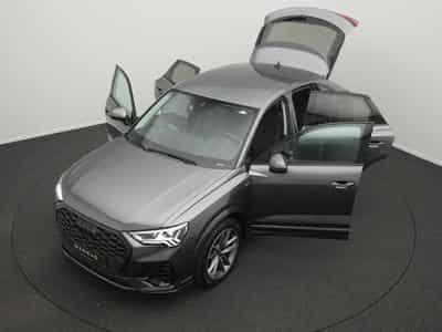 Audi Q3 Sportback 35 1.5 TFSI S line (2021) - Foto 14