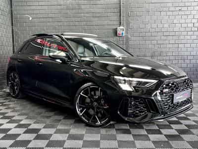 Audi RS3 Sportback Quattro 2.5 TFSI 400 CV *PANO* B&O* MATRIX* ECHAP (2023) - Photo 3