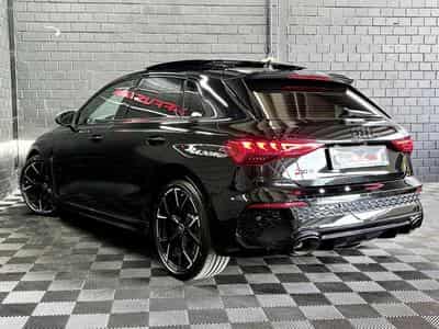 Audi RS3 Sportback Quattro 2.5 TFSI 400 CV *PANO* B&O* MATRIX* ECHAP (2023) - Photo 4