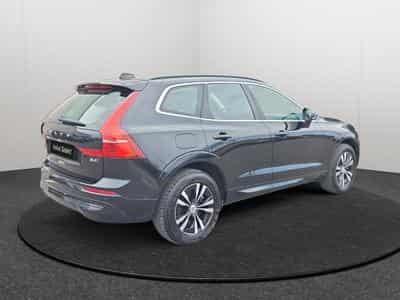 Volvo XC60 B4 AWD Core / Diesel (2022) - Photo 5