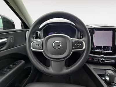 Volvo XC60 B4 AWD Core / Diesel (2022) - Photo 12