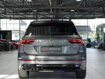 VW Tiguan R Line 4Matic *ACC *Virtual *Pano *AHK (2019) - Photo 9