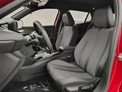Peugeot 2008 1.2 PureTech Allure S&S (2023) - Photo 7