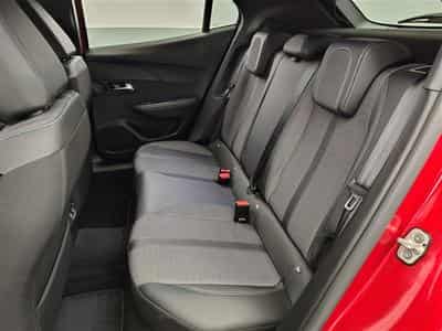 Peugeot 2008 1.2 PureTech Allure S&S (2023) - Photo 13