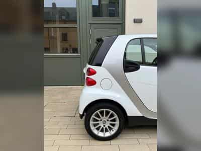 Smart Fortwo Coupé 1.0 MHD 71 ch automatique (2012) - Photo 8