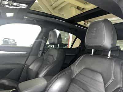 Alfa-Romeo Stelvio 2.0 280 GT Junior Ocra AWD (2022) - Photo 13