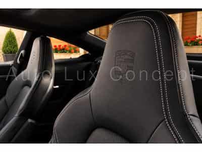 Porsche 911 911 Carrera 4 GTS (2026) - Photo 8