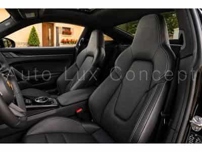 Porsche 911 911 Carrera 4 GTS (2026) - Photo 7