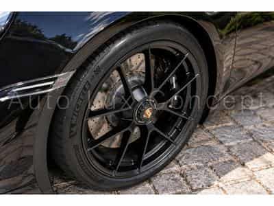 Porsche 911 911 Carrera 4 GTS (2026) - Photo 13