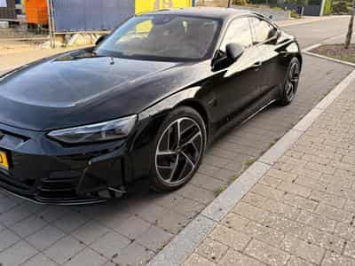 Audi e-tron GT (2022) - Photo 13
