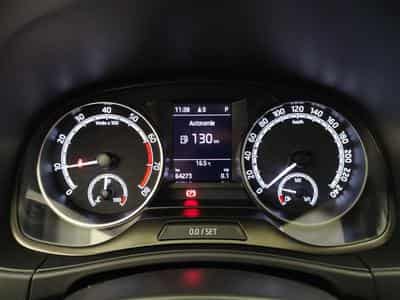 Skoda Fabia SW 1.0 TSI Ambition DSG/NAVI/LED/JA/PDC (2021) - Photo 10