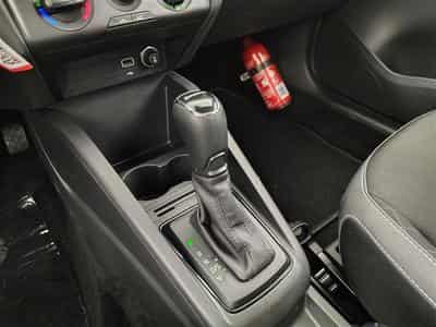 Skoda Fabia SW 1.0 TSI Ambition DSG/NAVI/LED/JA/PDC (2021) - Photo 12