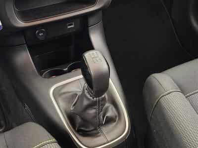 Citroen C3 1.2i PureTech Feel CARPLAY / FULL LED / PDC AR / JA 16" (2024) - Photo 12