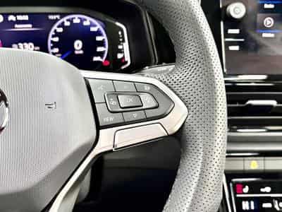 VW T-Roc R-Line Black Edition 1.5 TSI 150 CV DSG7 *PANO* BLACK* CAM * (2025) - Photo 12