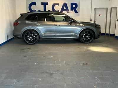 VW Touareg R eHybrid 4Motion-Pano-AHK-1Hand (2022) - Photo 2