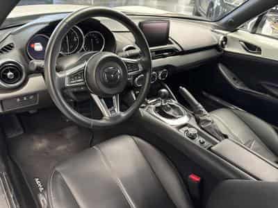 Mazda MX-5 RF 2.0 Skyactiv-G (2023) - Photo 10