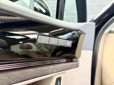 VW Touareg 3.0 TSi V6 PHEV 4MOTION 381 CV (2022) - Photo 11