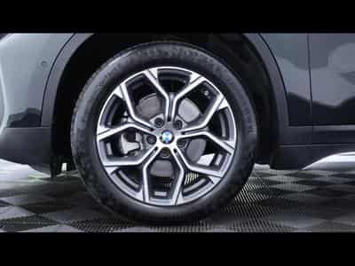 BMW X1 18i xDrive xLine (2022) - Foto 9