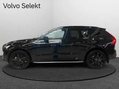Volvo XC60 T6 Black Edition Plus TOIT PANO MARCHE PIEDS (2025) - Foto 5