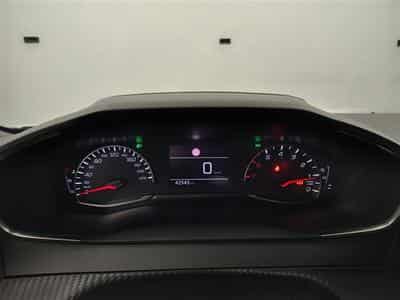Peugeot 2008 1.2 PureTech Allure S&S (EU6.4) (2023) - Photo 10