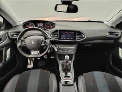 Peugeot 308 1.2 PureTech Allure CARPLAY / S-CUIR / FULL LED (2019) - Photo 8
