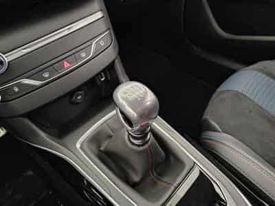 Peugeot 308 1.2 PureTech Allure CARPLAY / S-CUIR / FULL LED (2019) - Photo 12