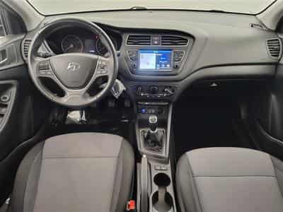 Hyundai i20 1.2i Twist APPLECARPLAY / CAMERA / PDC AR / PACK HIVER (2019) - Photo 8