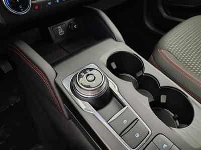 Ford Kuga 2.0 TDCi 120cv PowerShift ST-Line NAVI / FULL LED / CAMERA (2024) - Foto 12