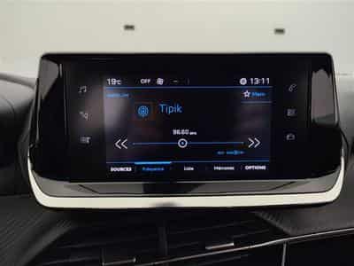 Peugeot 2008 1.2 PureTech 100cv Active CARPLAY / CAMERA (2023) - Foto 10