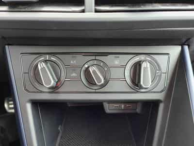 VW Polo 1.0 TSI UNITED CARPLAY CLIM RADAR AV/ARR (2021) - Foto 15